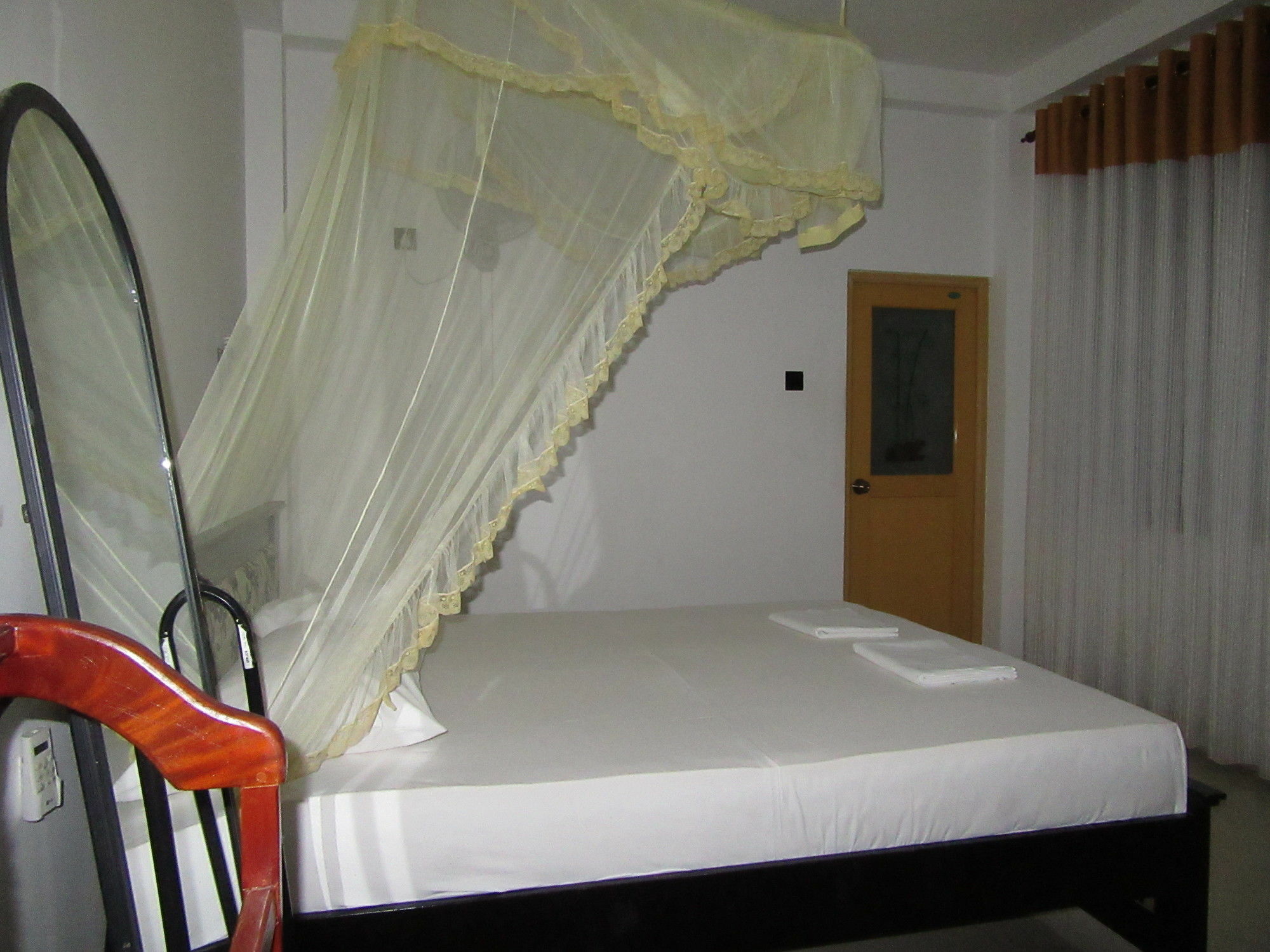 Extremehost Guest House Banduramulla Bagian luar foto